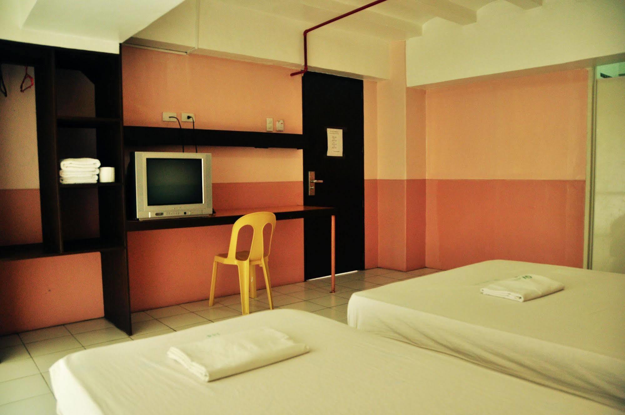 GV Hotel - Île de Mactan Extérieur photo