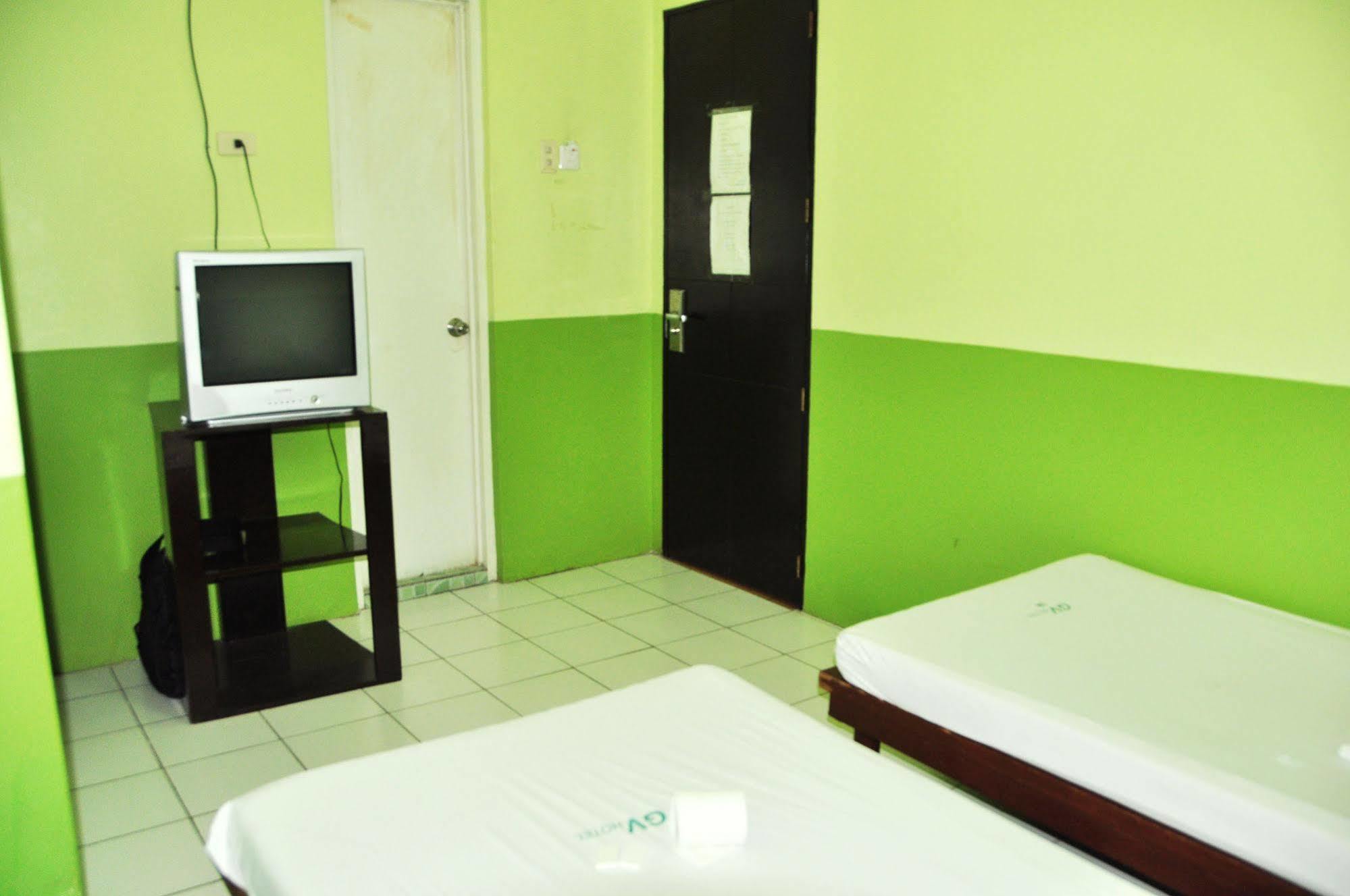 GV Hotel - Île de Mactan Extérieur photo